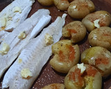Foto del paso 3 de la receta: Merluza al horno con papines