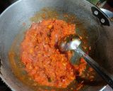 A picture of step 2 of Bhartha with capsicum 🫑.