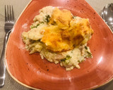Foto del paso 7 de la receta: Gratín de brócolis y coliflor en salsa de atún