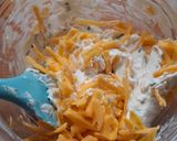 Foto del paso 3 de la receta: Bola de queso cheddar y nueces