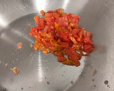 Foto del paso 1 de la receta: Bocata de atún y aguacate con pico de gallo