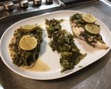 Une image de l'étape 9 de Filets de sandre au céleri branche, ail fumé, algues, citron vert et bouillon de gambas.