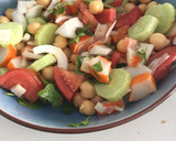 Foto del paso 1 de la receta: Ensalada de garbanzos rica en proteínas
