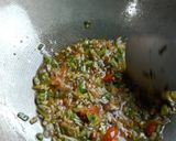 Foto langkah ke 4 dari resep Oseng Kangkung Terasi.