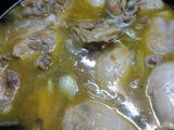 Pollo con ciruelas