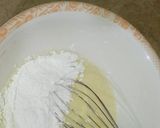 A picture of step 3 of Garman apple 🍏 tawacake.