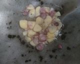 Foto langkah ke 2 dari resep Oseng Mercon Bakso.