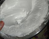 Foto langkah ke 3 dari resep Meringue cookis.