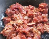 Foto langkah ke 1 dari resep Oseng Daging Mercon.