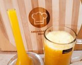 A picture of step 4 of Mango Peach Juice.