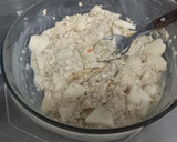 Foto del paso 2 de la receta: Torta de peras sin azúcar ni harina