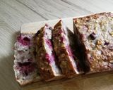 Une image de l'étape 8 de Banana bread healthy sans sucre ajouté aux framboises.