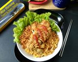 Foto langkah ke 6 dari resep Mie Goreng Topping Ayam Geprek.