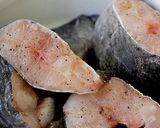 Foto del paso 3 de la receta: Caldo de bagre al achiote