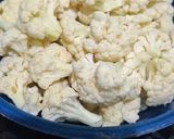 A picture of step 1 of Cauliflower Curry.