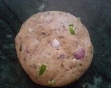 A picture of step 4 of गेहूं के आटे की सिंधी अनियन कोकी.