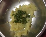 A picture of step 1 of Aloo Muttor Tikki Burger.