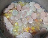 Foto langkah ke 4 dari resep Sop Sosis.