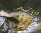 Gambar langkah 4 resipi Kari Kapitan Ayam.