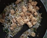 Foto langkah ke 3 dari resep Oseng kecambah/Toge Rebon.