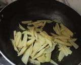 A picture of step 3 of Fast curry with singhare ka Atta.