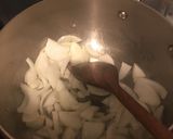 A picture of step 1 of Italian seafood Risotto (c60-80min).