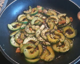 Foto del paso 6 de la receta: Salteado de pepino holandés estilo asiático