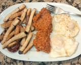 Foto del paso 3 de la receta: Pez espada al limón con arroz rojo y huevos