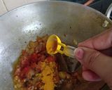 A picture of step 11 of Dahi wali bhindi.