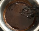 Foto langkah ke 3 dari resep Fudgy Brownies.