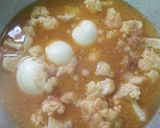 A picture of step 3 of Cauliflower egg korma.