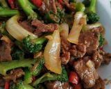 Foto langkah ke 5 dari resep Cah brokoli sapi.
