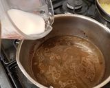 A picture of step 5 of Lambs Hearts in a minty lamb Gravy 😀.