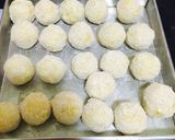 Foto langkah ke 3 dari resep Potato Balls / Bola Kentang.