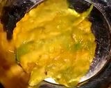 A picture of step 4 of Palak k pakorhay #IftarContestwithHuma #Cookpadapp.