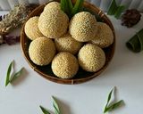 Foto langkah ke 8 dari resep Onde-Onde Keju Matcha.