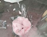 Foto del paso 2 de la receta Crema fría de frutos rojos y yogurt