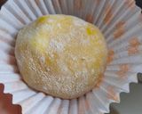 Foto langkah ke 5 dari resep Moci isian mangga.