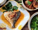 Hình bước làm 2 của món Cá chim chiên mắm tỏi