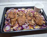 Foto del paso 5 de la receta: Chuletas de cerdo en salsa dulce al horno