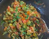 A picture of step 2 of Chatpaty Ladyfingers masala.