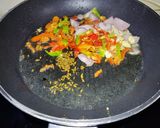 Foto del paso 3 de la receta: Tripas de cerdo en salsa