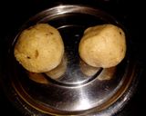 A picture of step 6 of Bread choco gulab jamun.