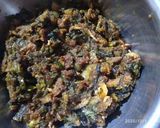 हरी प्याज़ का बेसन(Hari pyaz ka besan recipe in Hindi) रेसिपी चरण 6 फोटो