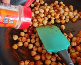 Foto del paso 4 de la receta Garbanzos tostados con base de patata