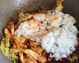 รูปขั้นตอนการทำที่ 3 ของ ข้าวผัดกิมจิ