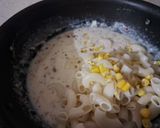 A picture of step 5 of Veg Sizzler with Paneer Steak and creamy Pasta.