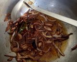 A picture of step 5 of Aloo Akni.