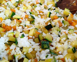Foto del paso 2 de la receta: Arroz con zanahoria y calabacín (acompañamiento)