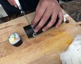 Hình bước làm 11 của món Sushi Nhật Bản
